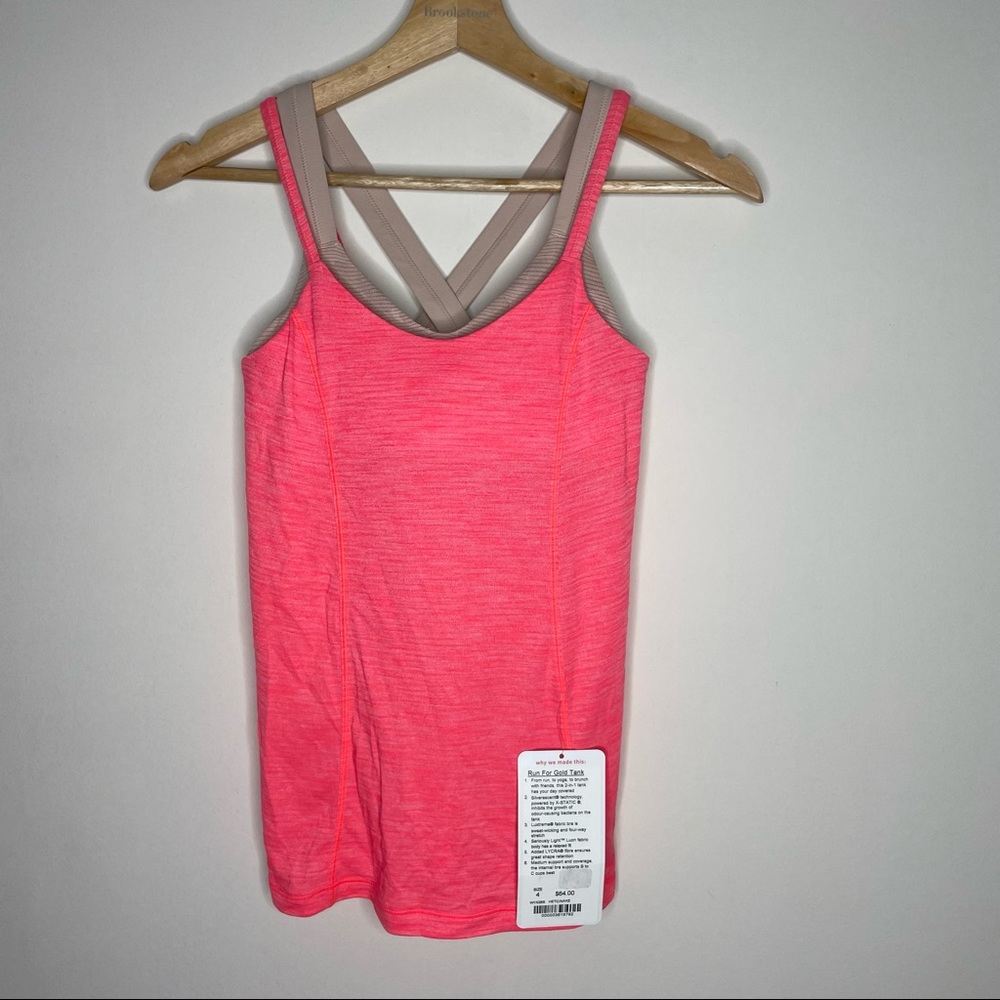 *NWT Lululemon Run For Gold Tank Women’s size 4